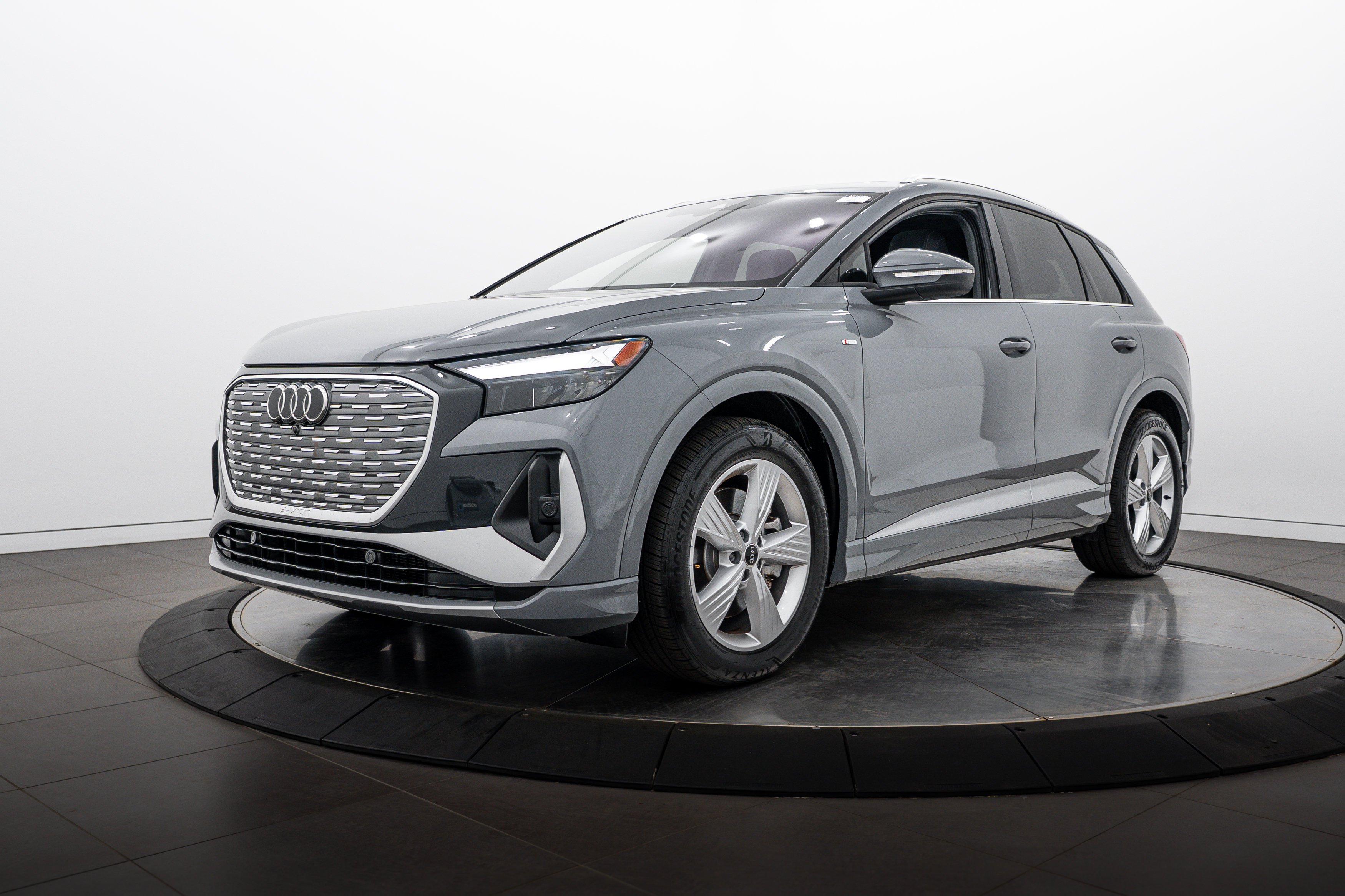 Certified Used 2025 Pebble Gray Audi Premium image 7