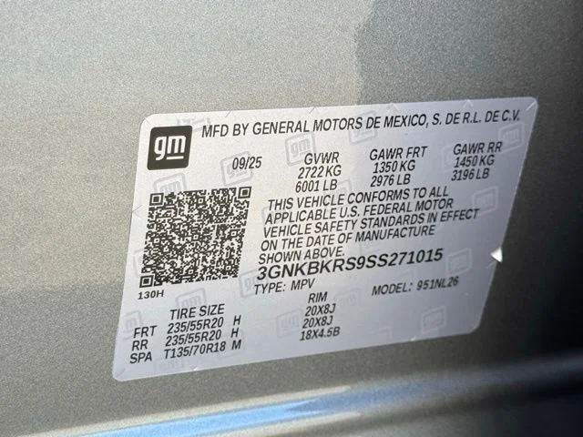 Used 2025 Gray Chevrolet RS image 21