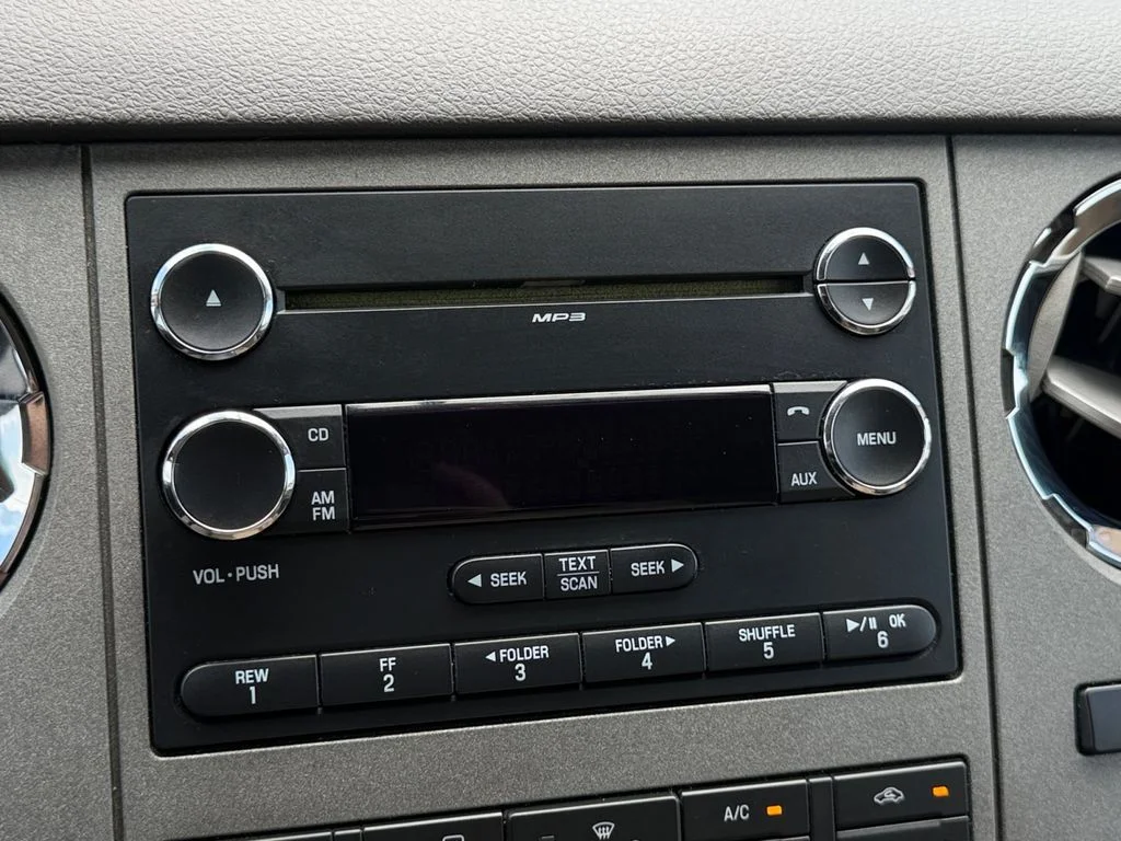Used 2011 Black Ford XLT image 20