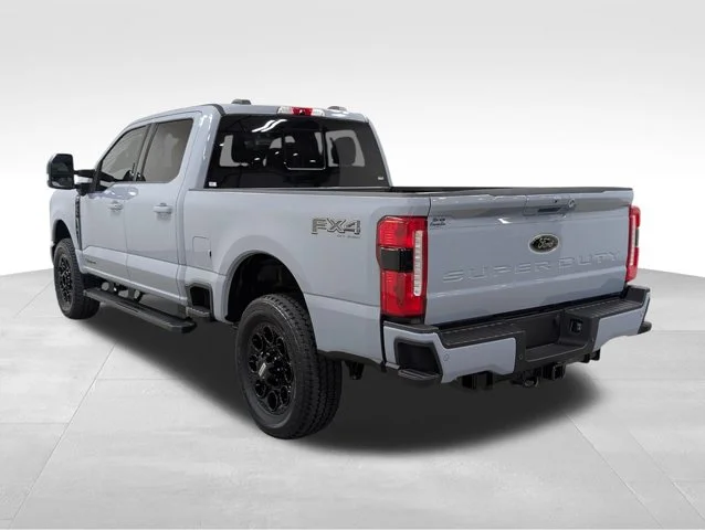 New 2026 Glacier Gray Metallic Tri-Coat Ford F-250® Lariat® image 68