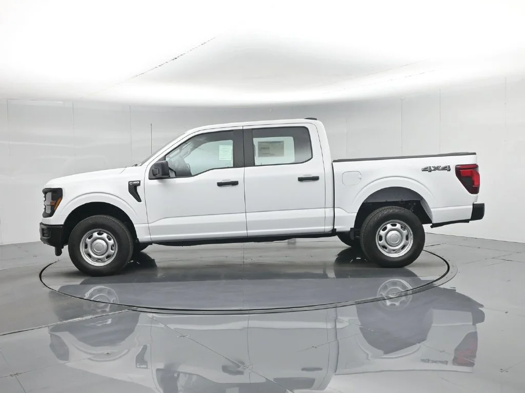 New 2026 White Ford XL image 27