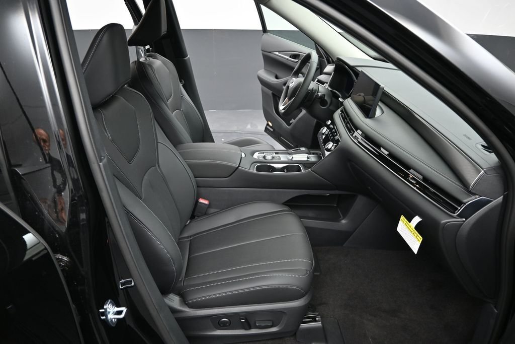 New 2027 BLACK OBSIDIAN INFINITI Pure AWD image 16