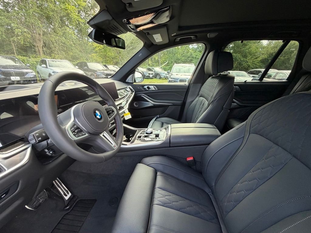 New 2026 Gray BMW M60i image 5