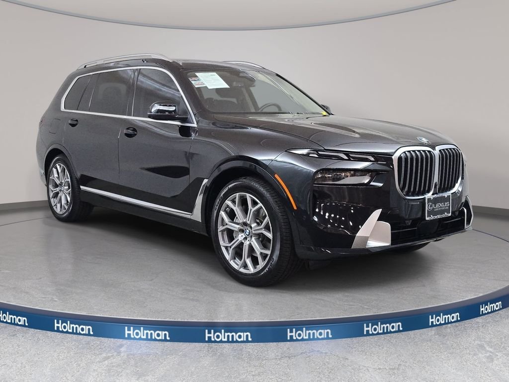 Used 2023 Black BMW xDrive40i image 3