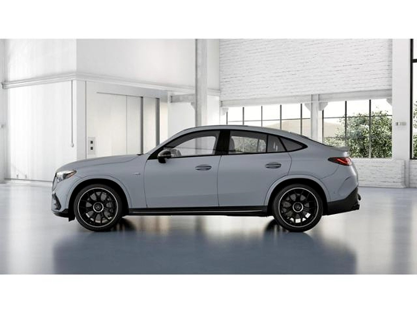New 2027 MANUFAKTUR Cirrus Silver Magno Mercedes-Benz AMG® GLC 53 image 33
