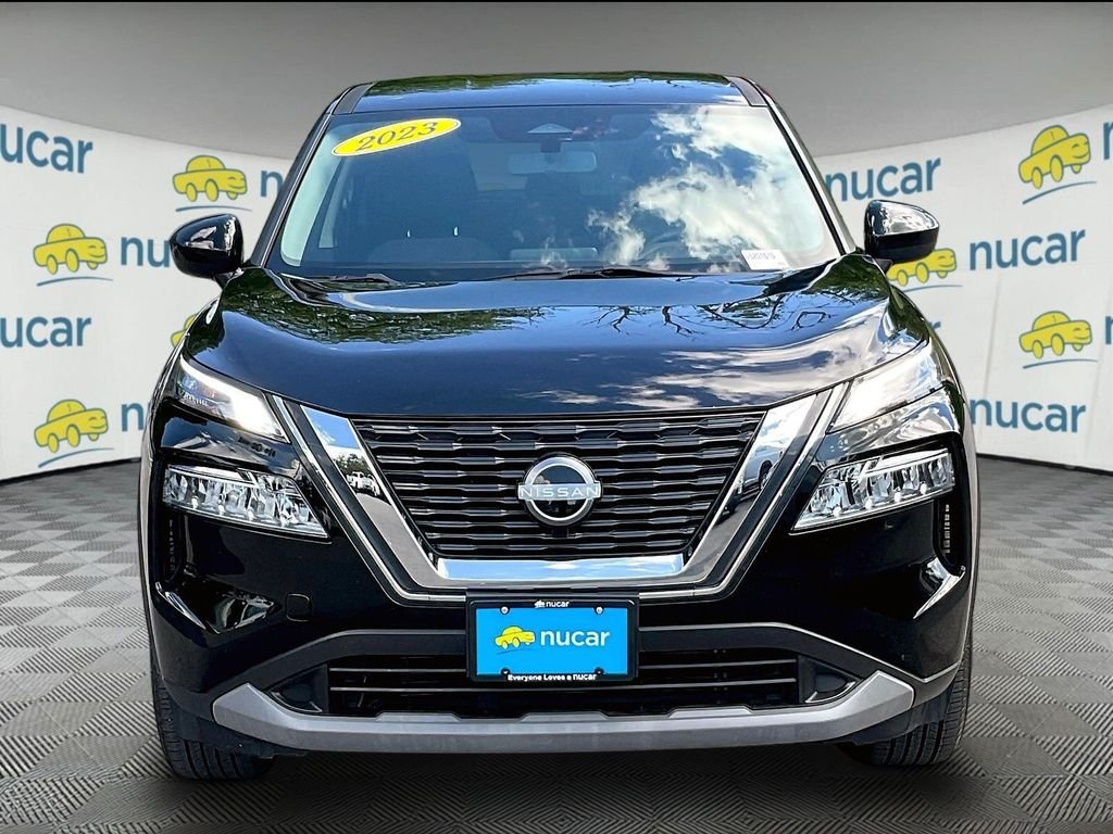 Used 2023 Black Nissan SV image 2