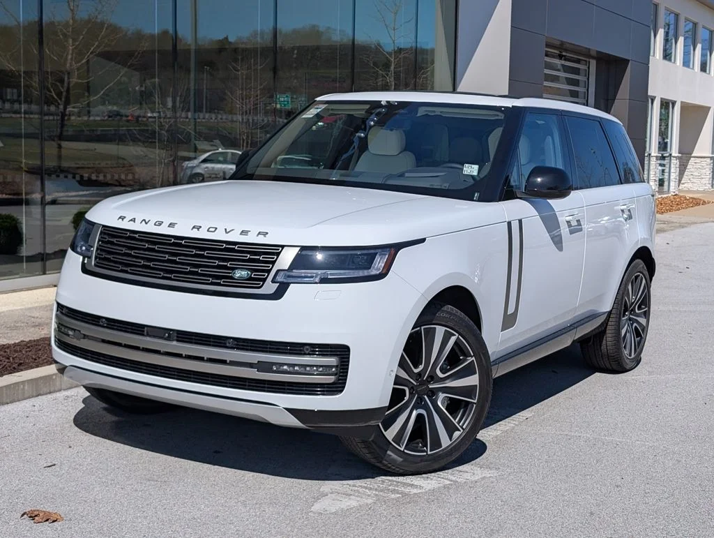 2026 Land Rover Range Rover 3.0 SE SWB's photo