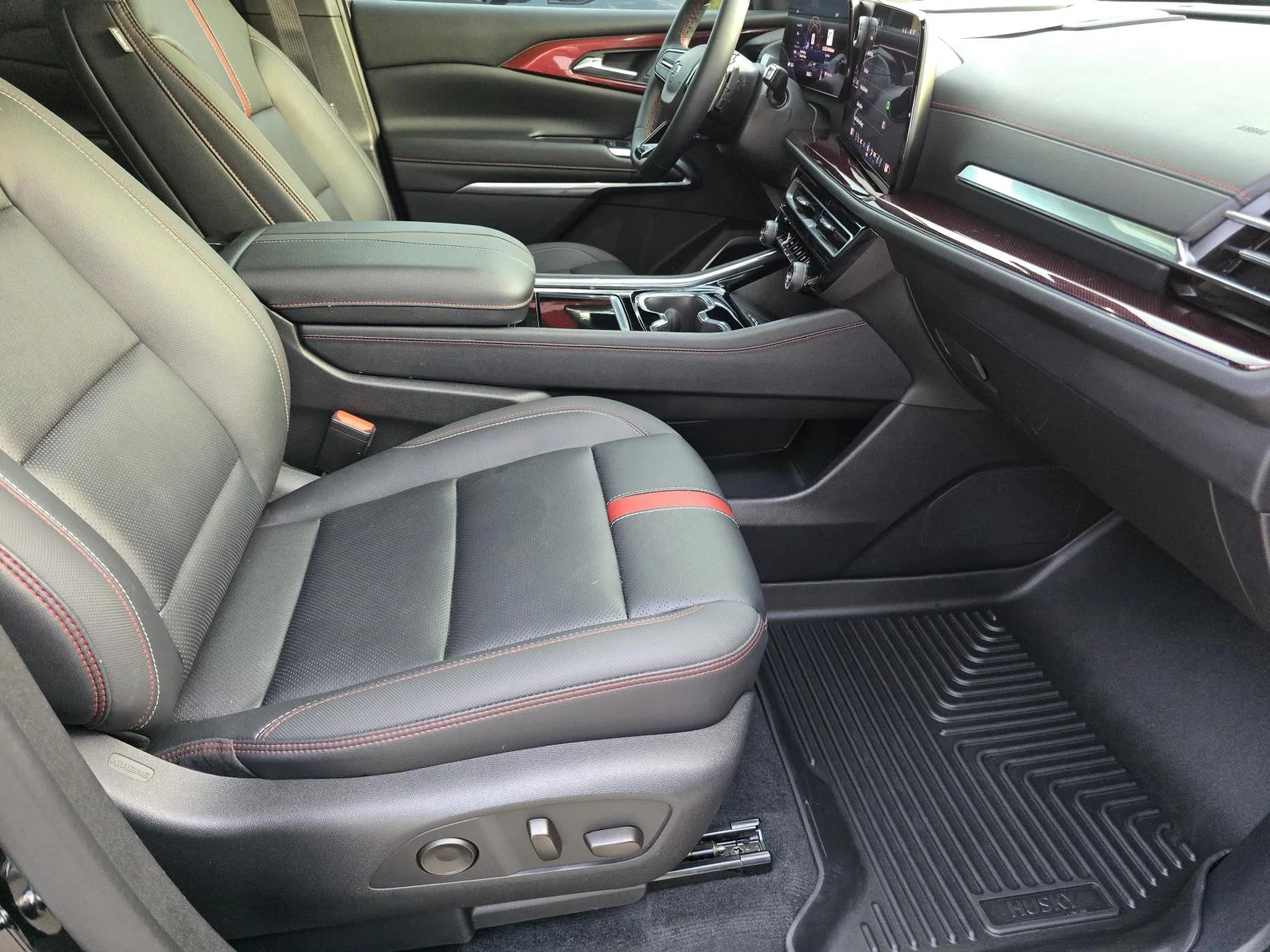 Used 2024 Mosaic Black Metallic Chevrolet RS image 23