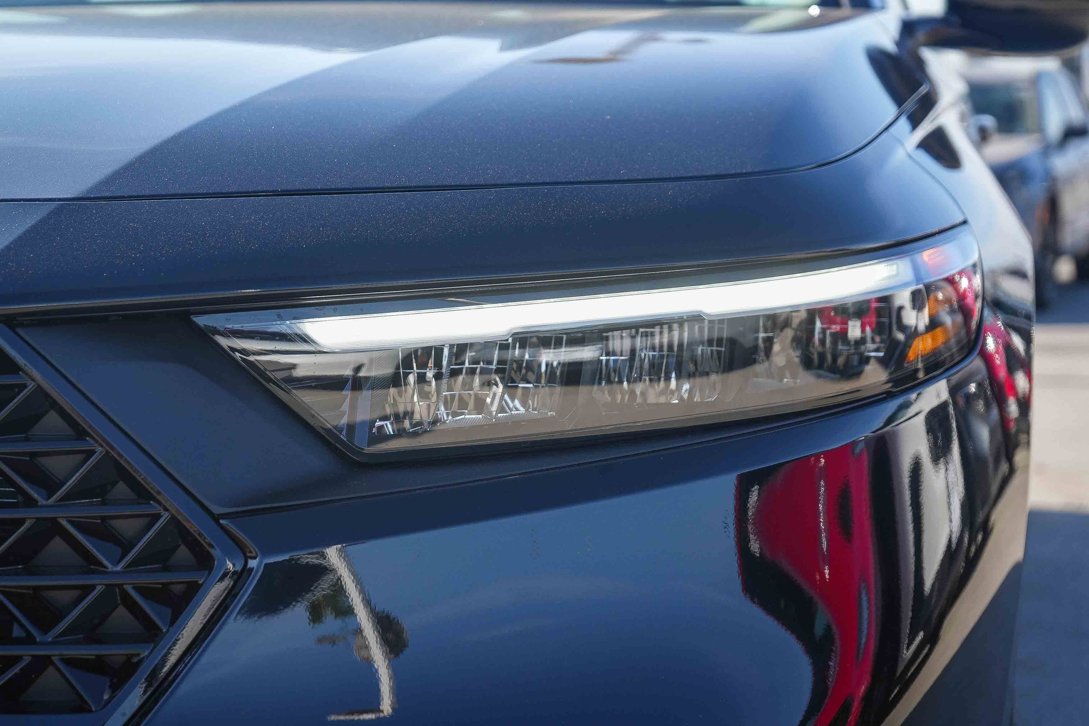 New 2026 Crystal Black Pearl Honda LX image 4