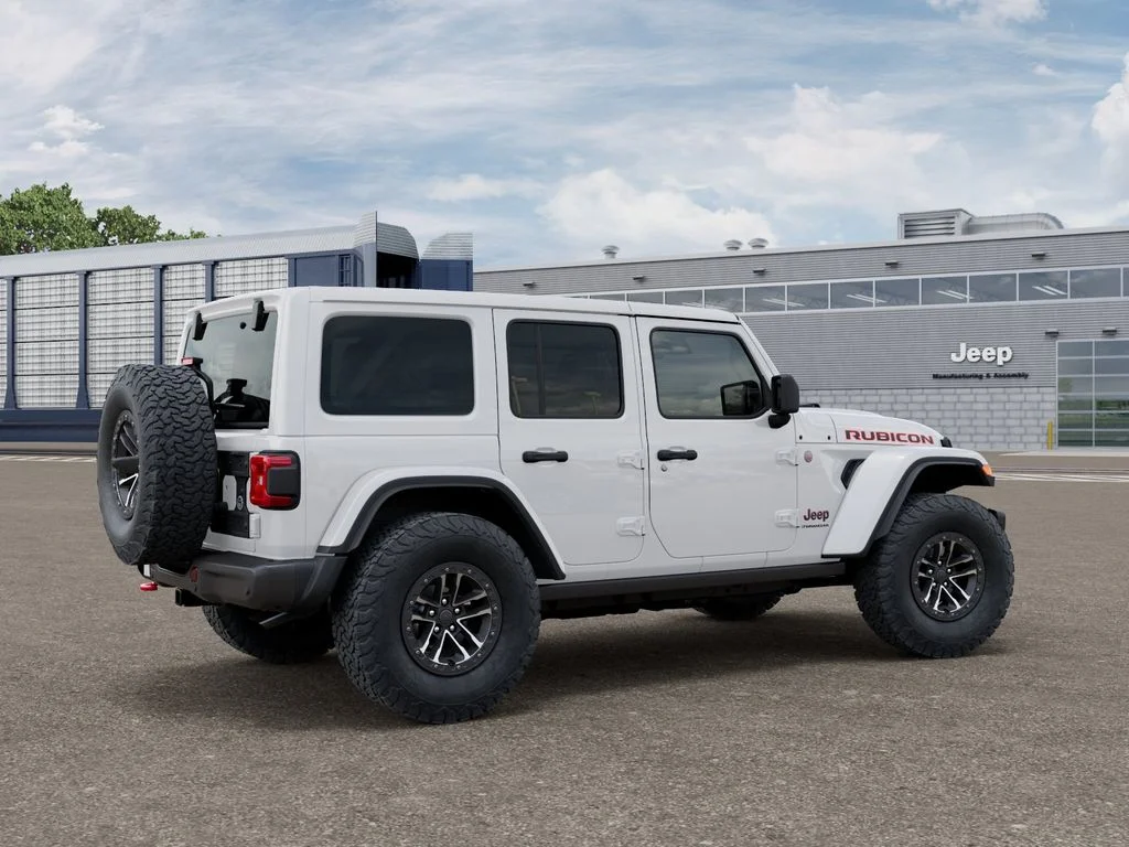 New 2026 Bright White Clear-Coat Exterior Paint Jeep Rubicon X image 4