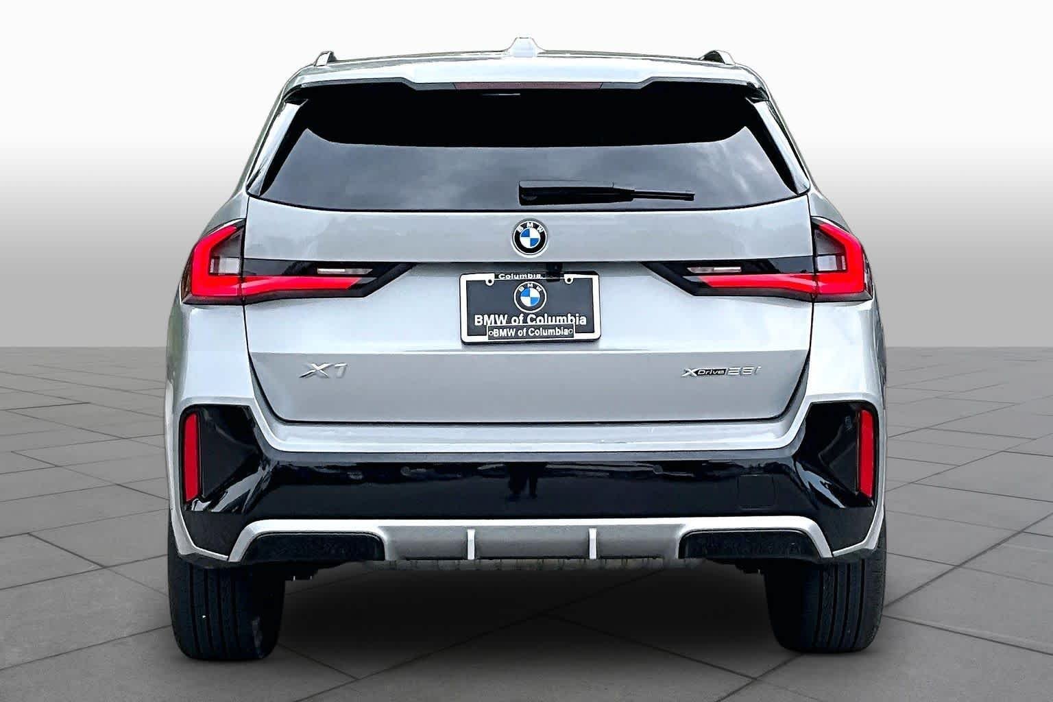 Certified Used 2025 Space Silver Metallic BMW xDrive28i image 4