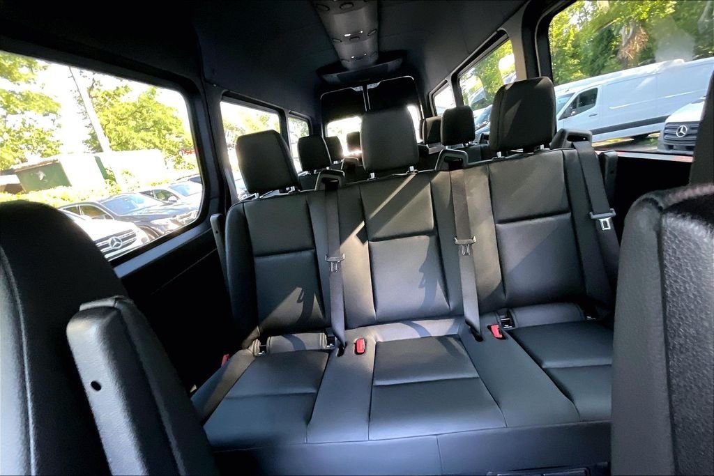 New 2026 high-tech silver metallic Mercedes-Benz Passenger 170 WB image 10