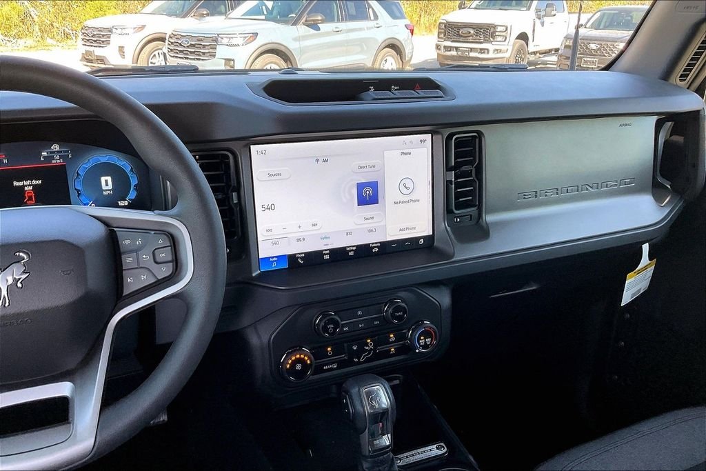 New 2025 Ford Bronco Base 4D Sport Utility