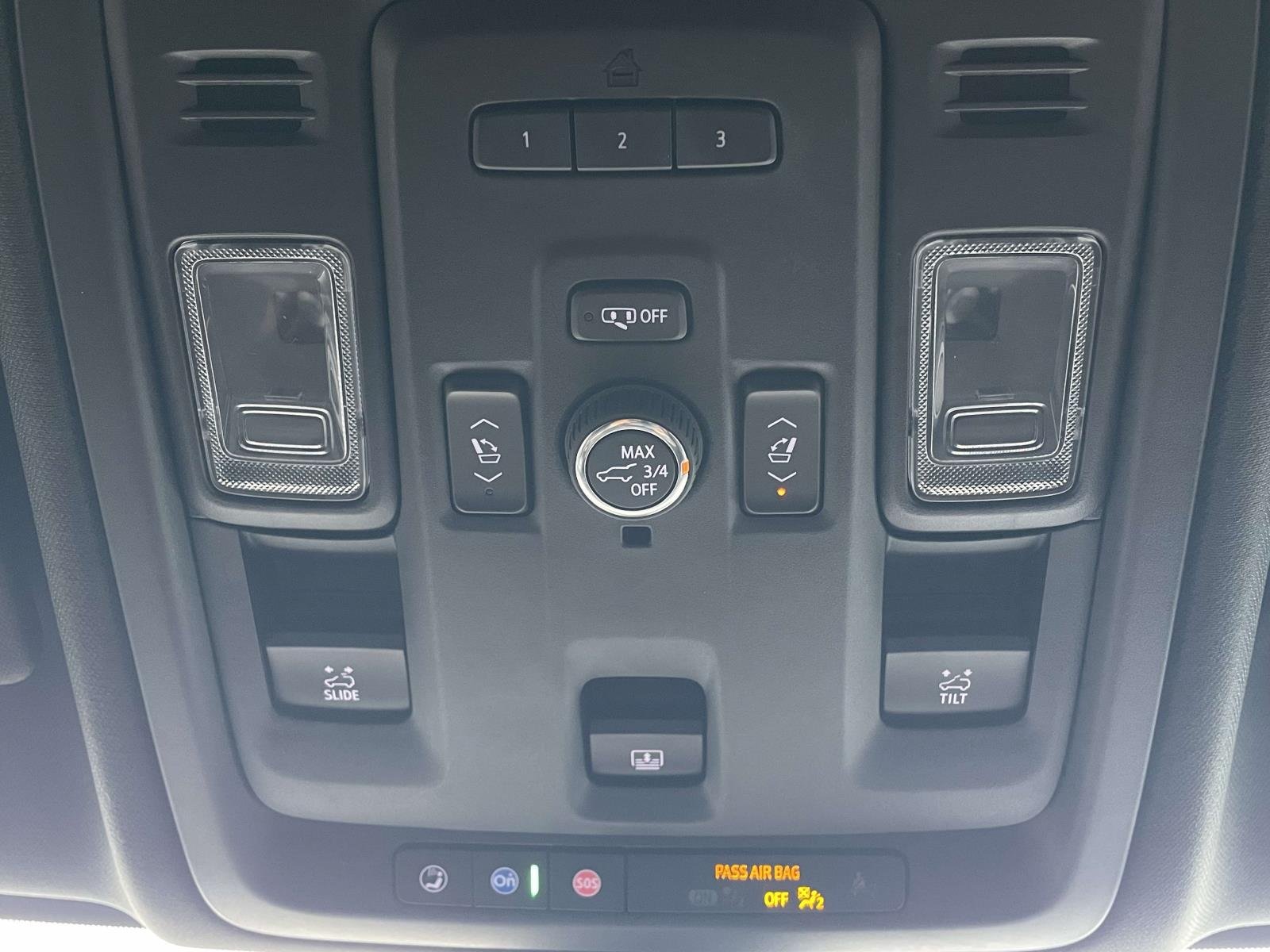 Used 2021 Onyx Black GMC Denali image 21