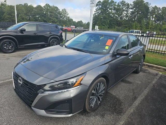2025 Nissan Altima