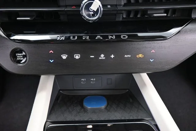 New 2026 Everest White Pearl TriCoat Nissan Platinum image 25