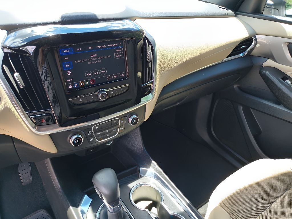 2022 Chevrolet Traverse 1FL - Photo 16