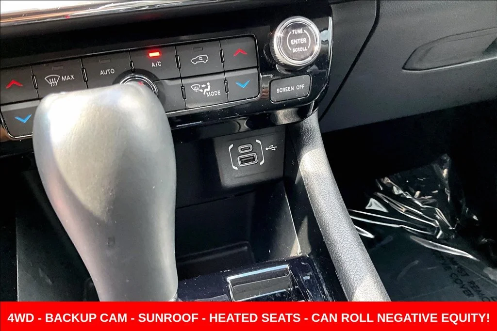 Used 2022 White Jeep Limited image 16
