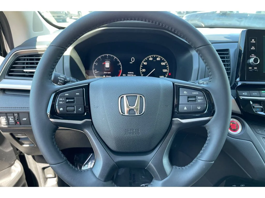 Used 2026 Crystal Black Pearl Honda EX-L image 35