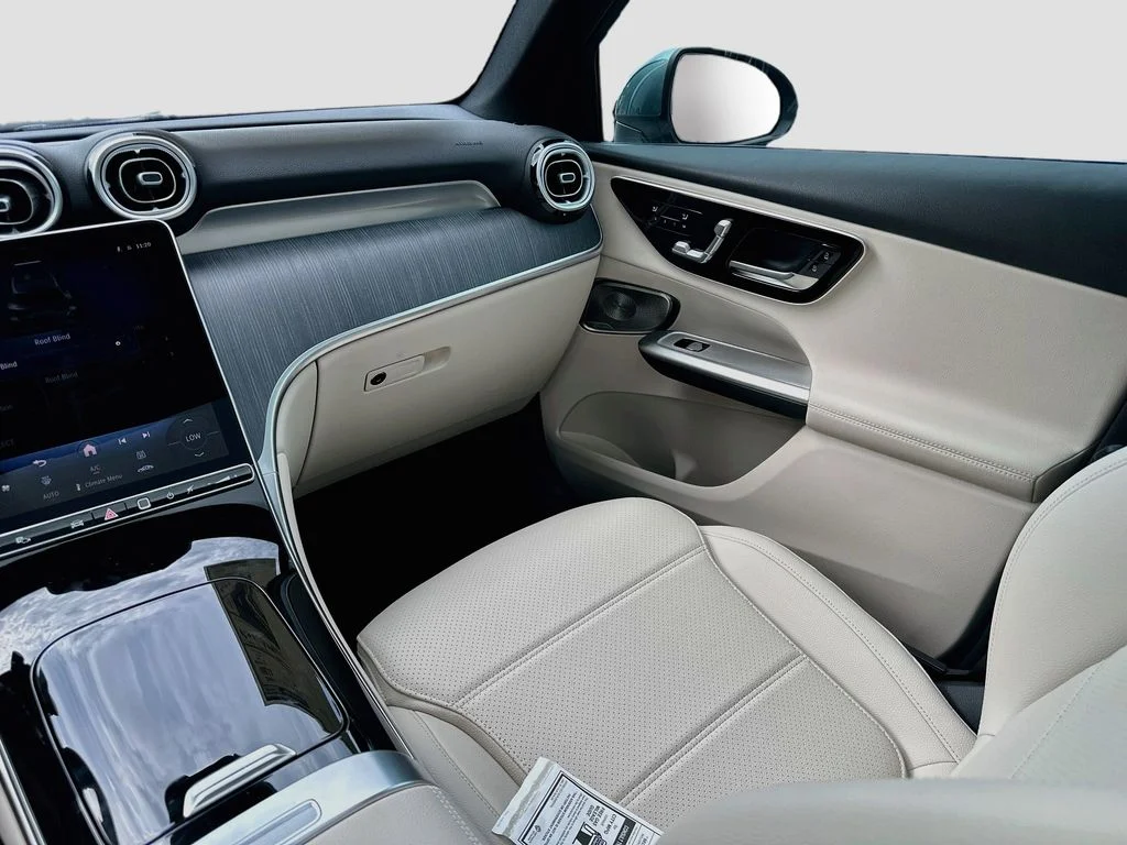 New 2026  Mercedes-Benz GLC 300 image 24