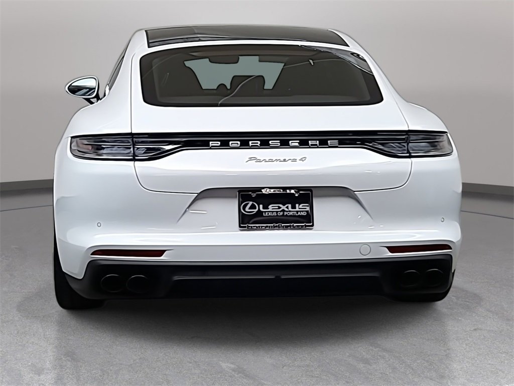2023 Porsche Panamera 4 Platinum photo 4