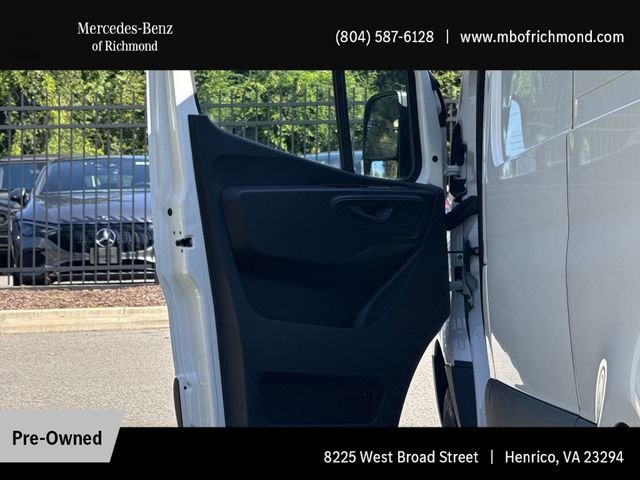 Used 2023 White Mercedes-Benz Cargo 144 WB image 14