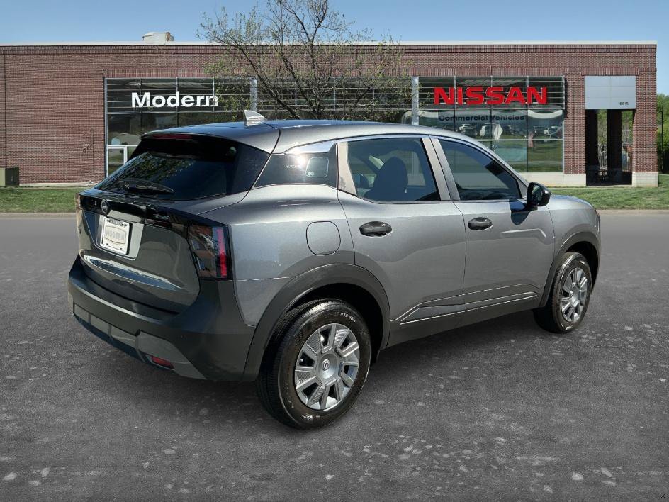 Used 2025 Gun Metallic Nissan S image 4