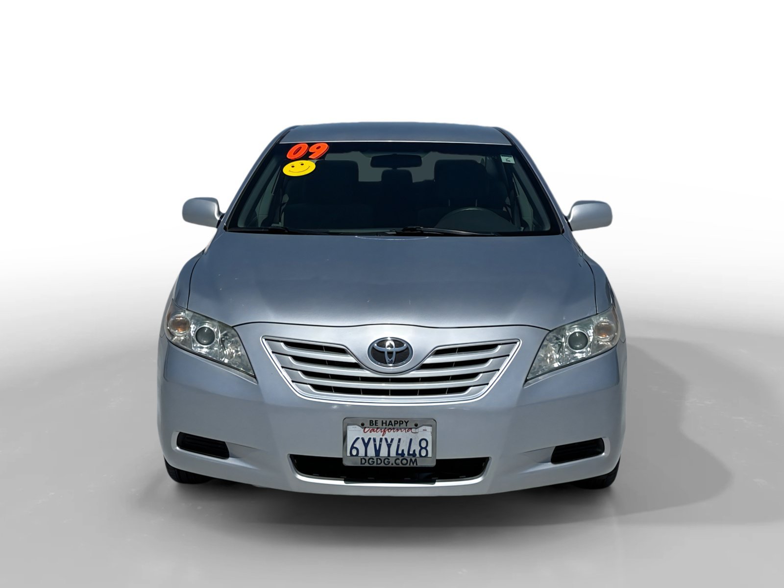Used 2009 Silver Toyota LE image 8