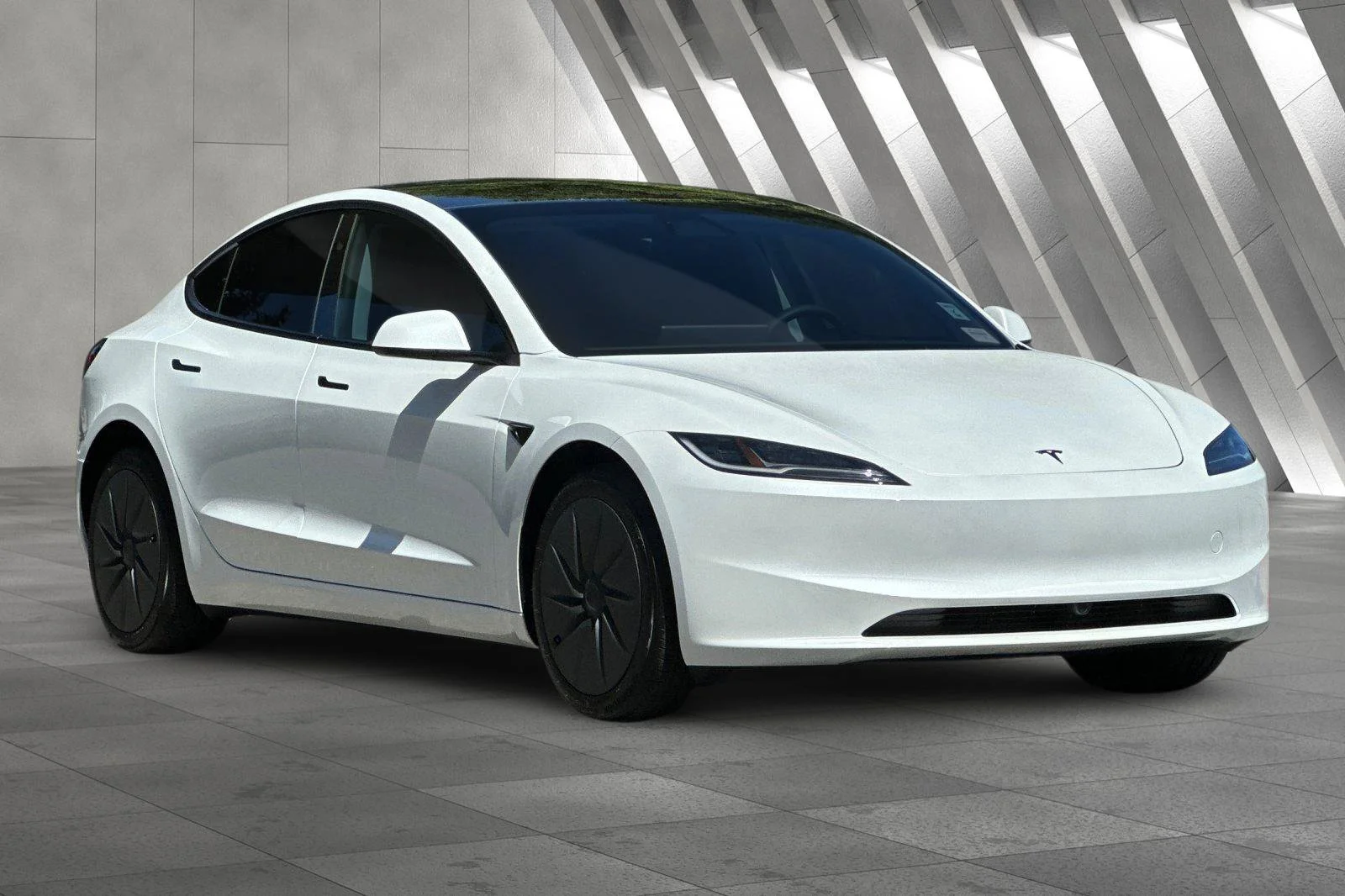Used 2025 White Tesla Standard image 13
