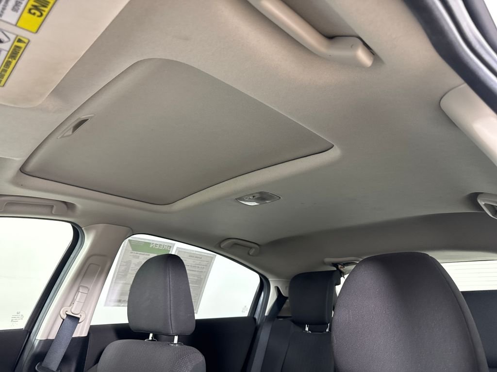Used 2017 White Honda EX-L image 20