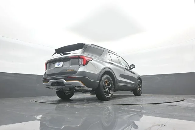 New 2026 Gray Ford Tremor image 34