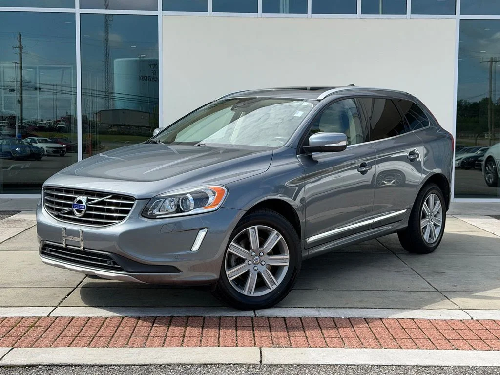 Used 2017 Gray Volvo T5 Inscription image 1