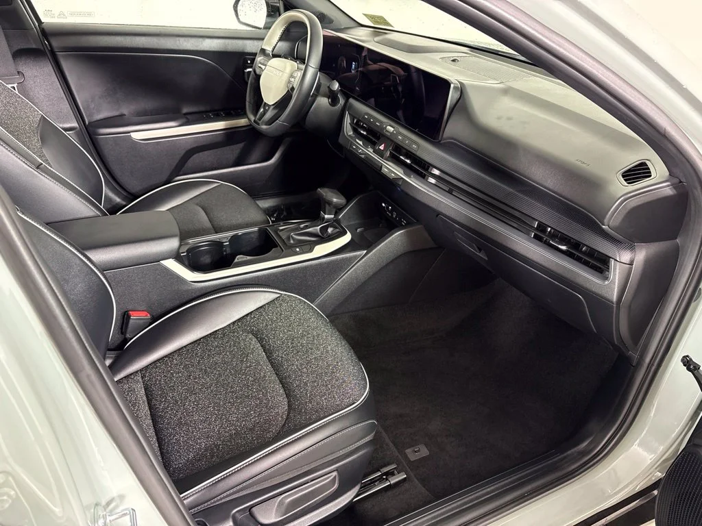 Used 2025 Gray Kia GT-Line image 17