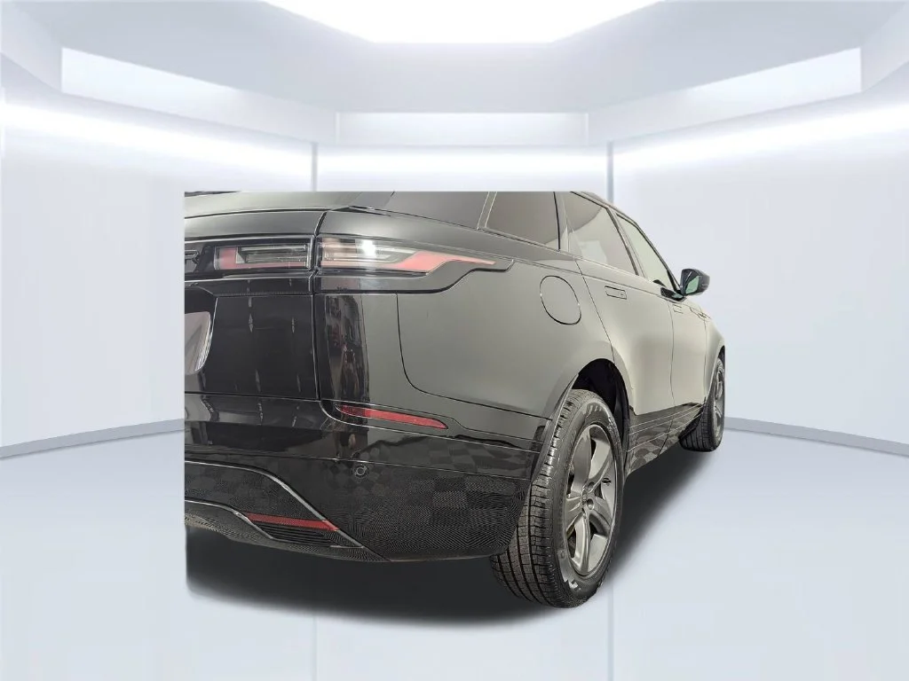 Certified Used 2025 Black Land Rover Dynamic SE image 60