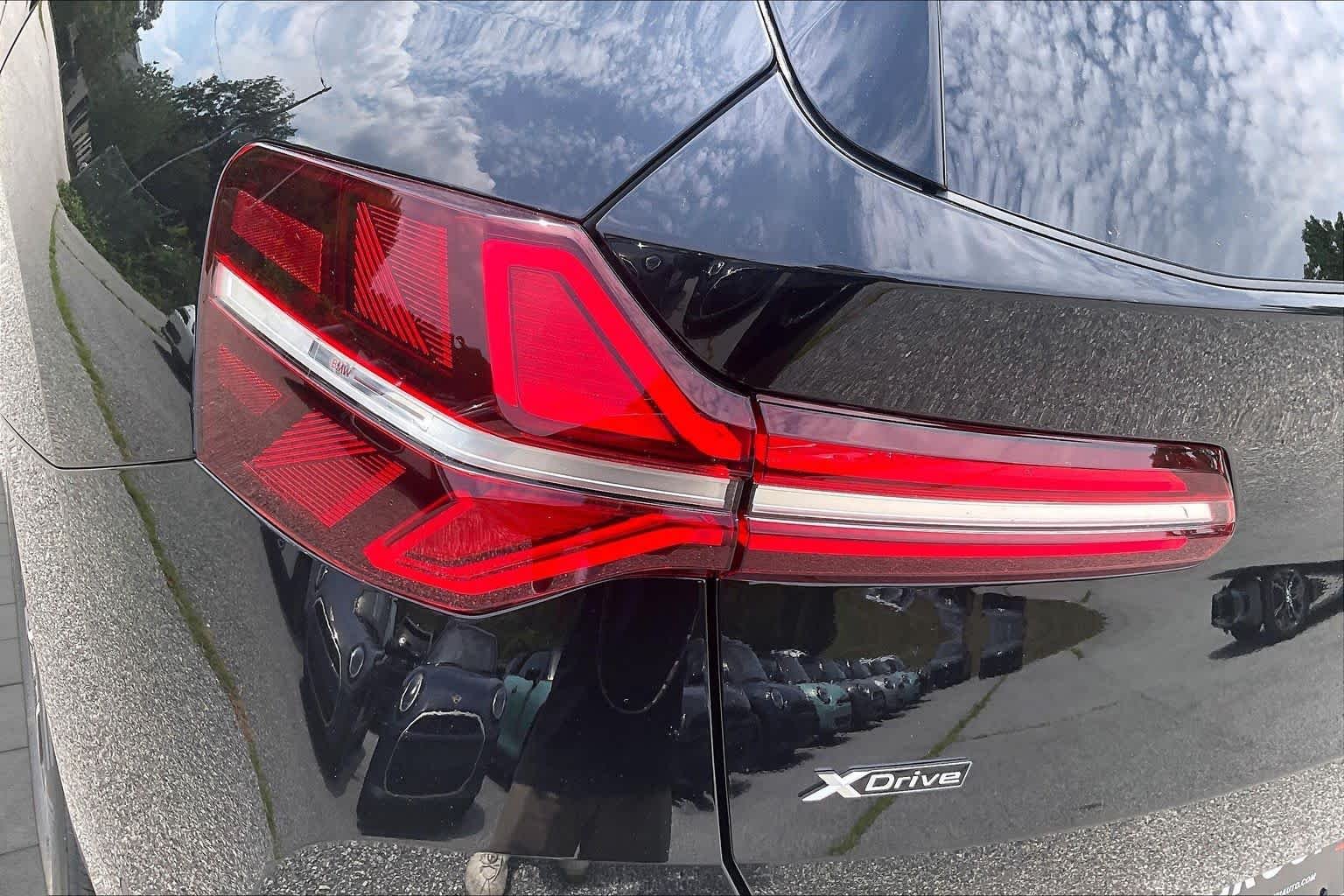 New 2026 Black Sapphire Metallic BMW 30 xDrive image 14