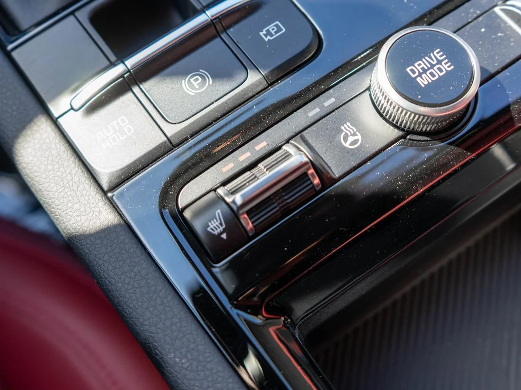 New 2026 Wolf Gray Kia GT-Line AWD image 26