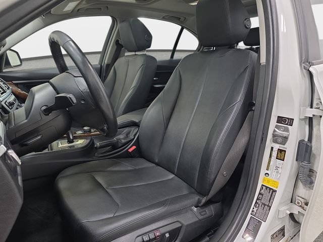 Used 2015 White BMW 328i xDrive image 14