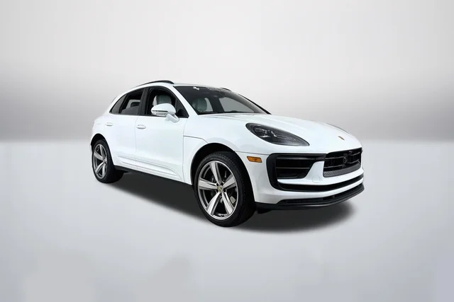 2024 Porsche Macan Base