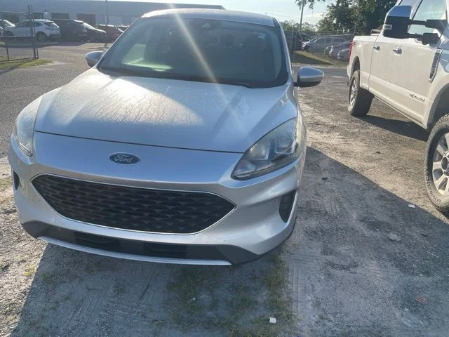 Used 2020 Ford Escape SE with VIN 1FMCU0G62LUA12512 for sale in Lake City, FL