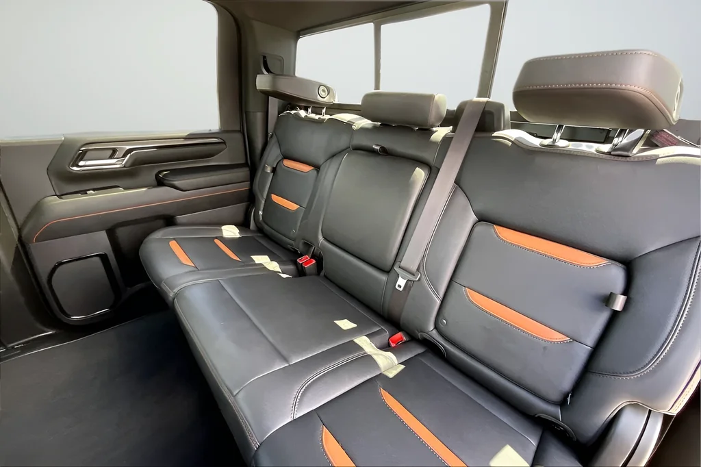Used 2024 Black GMC AT4 image 18