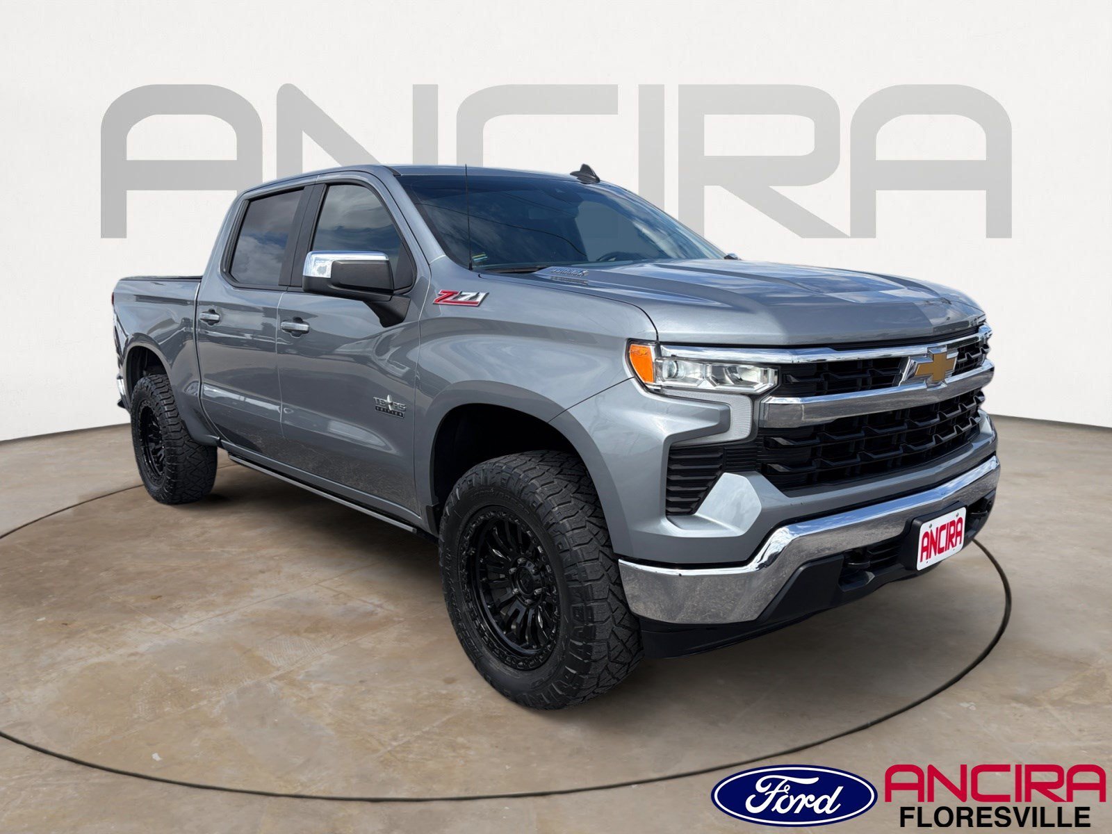 Used 2023 Sterling Gray Metallic Chevrolet LT image 1