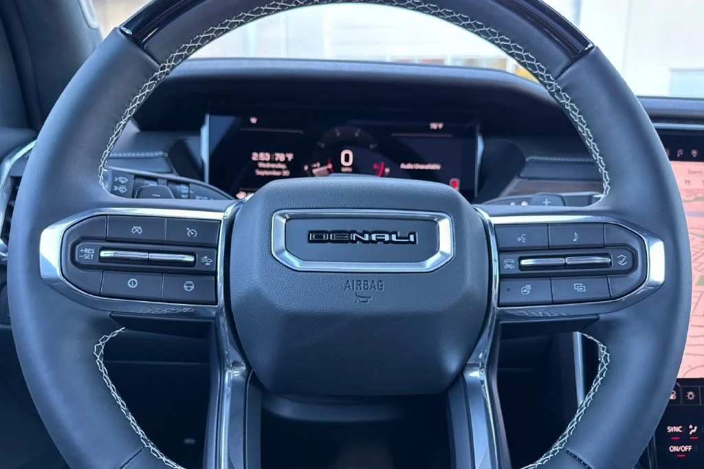 2027 GMC Acadia Denali Ultimate - Photo 22