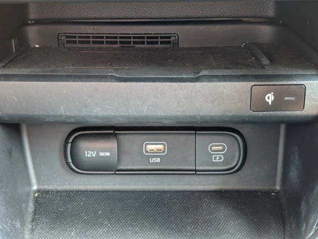 Used 2024 Snow White Pearl Kia EX image 20