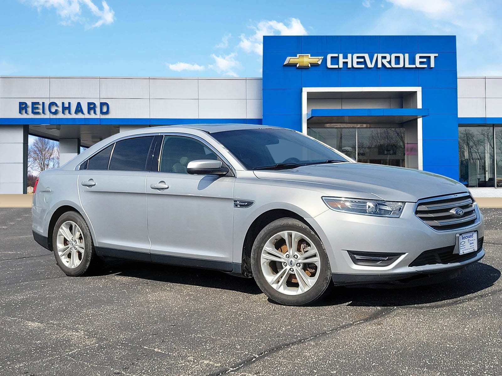 2018 Ford Taurus SEL FWD's photo