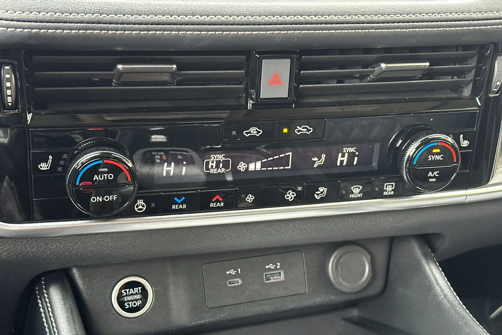 Used 2023 Gray Nissan Platinum image 19