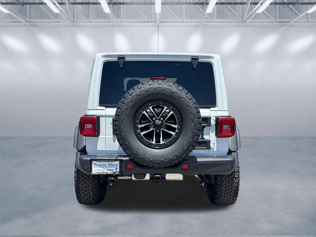 New 2026 Bright White Clear-Coat Exterior Paint Jeep Moab 392 image 5