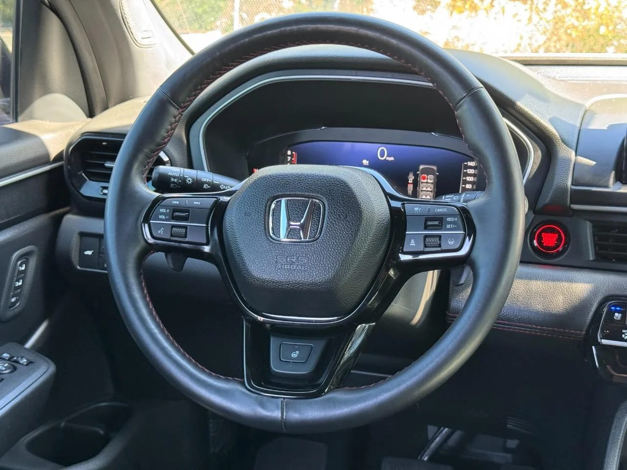 Certified Used 2025 Platinum White Pearl Honda AWD Black Edition image 16