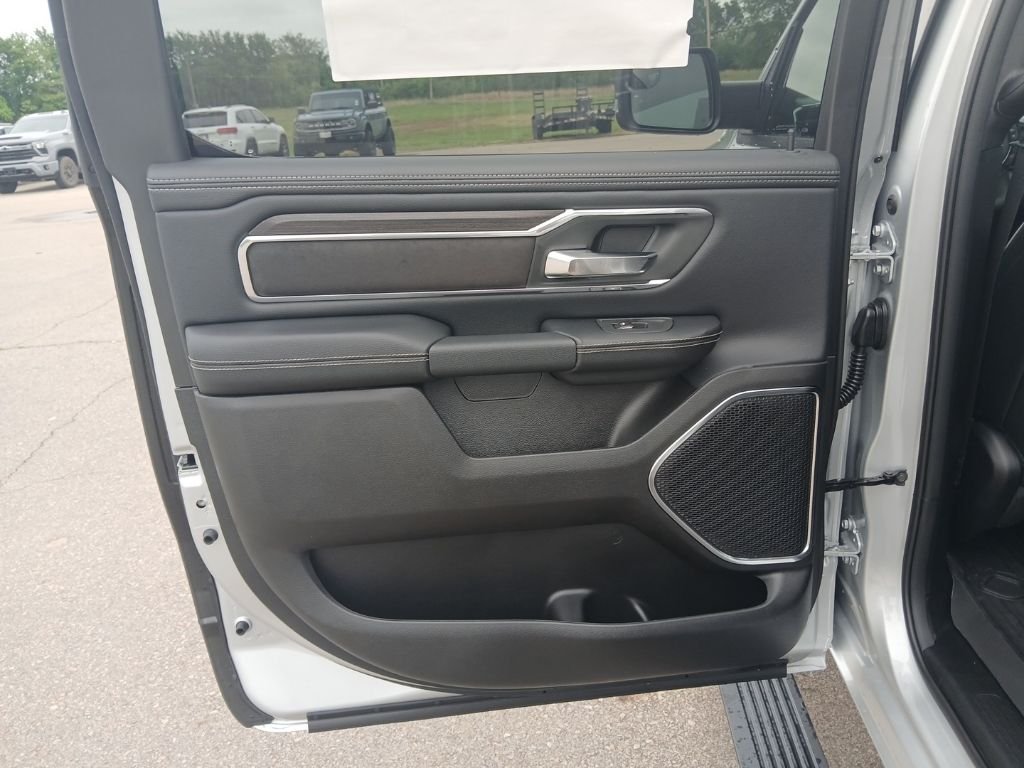 2026 RAM 1500 Laramie - Photo 38