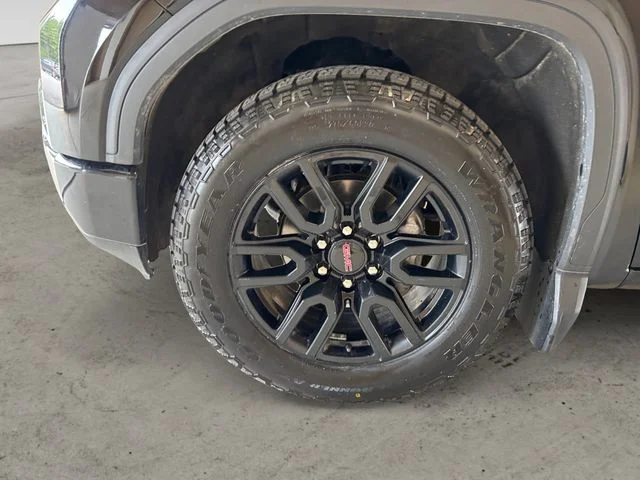 Used 2019 Black GMC Elevation image 15