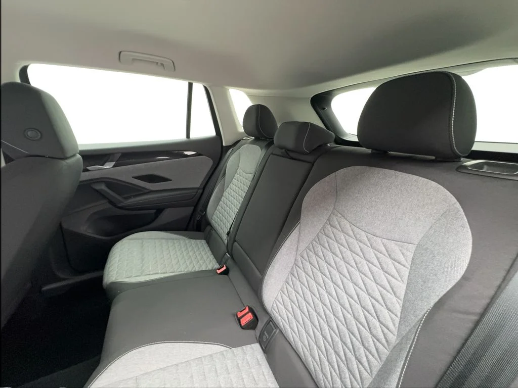 Used 2025 Gray Volkswagen 2.0T S image 24